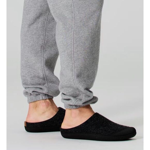 Néw Huckberry Greys Wool Outdoor Slippers/ Mules in Charcoal/Black Size 11 - Picture 2 of 10